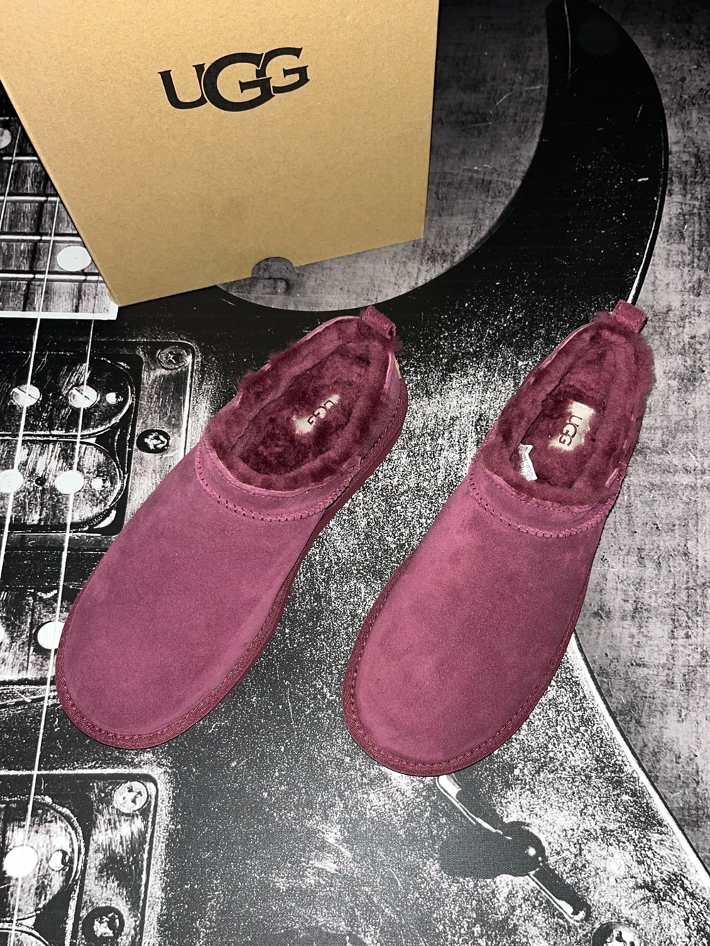 NIB UGG Micro Boot - Picture 6 of 10